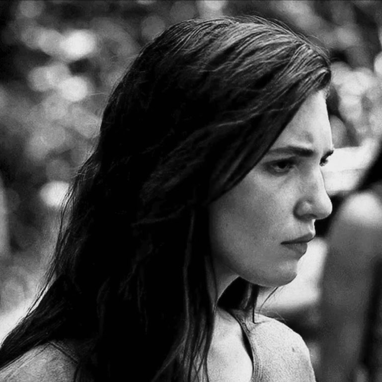 her nose…. her eyes…. her side profile… I’m so close