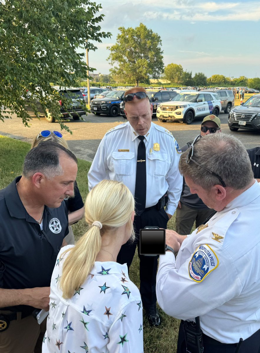 Chad Gilmartin (@chadgilmartinca) on Twitter photo .<a href="/AGPamBondi/">Attorney General Pamela Bondi</a> briefed by <a href="/DCPoliceDept/">DC Police Department</a> on the reported seizure of multiple illegal firearms
MAKE DC SAFE AGAIN! 🇺🇸 .<a href="/AGPamBondi/">Attorney General Pamela Bondi</a> briefed by <a href="/DCPoliceDept/">DC Police Department</a> on the reported seizure of multiple illegal firearms
MAKE DC SAFE AGAIN! 🇺🇸