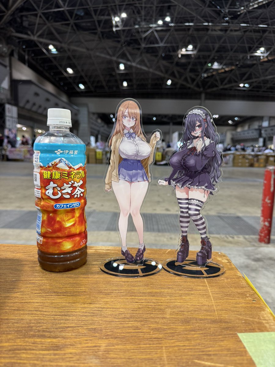 今日はよろしくお願いします。
アクスタ綺麗に印刷されてました。