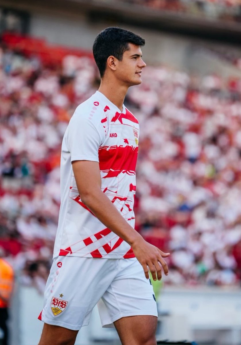 Chema got an assist vs Bayern on his debut for Stuttgart in DFL Supercup 🅰️⭐️