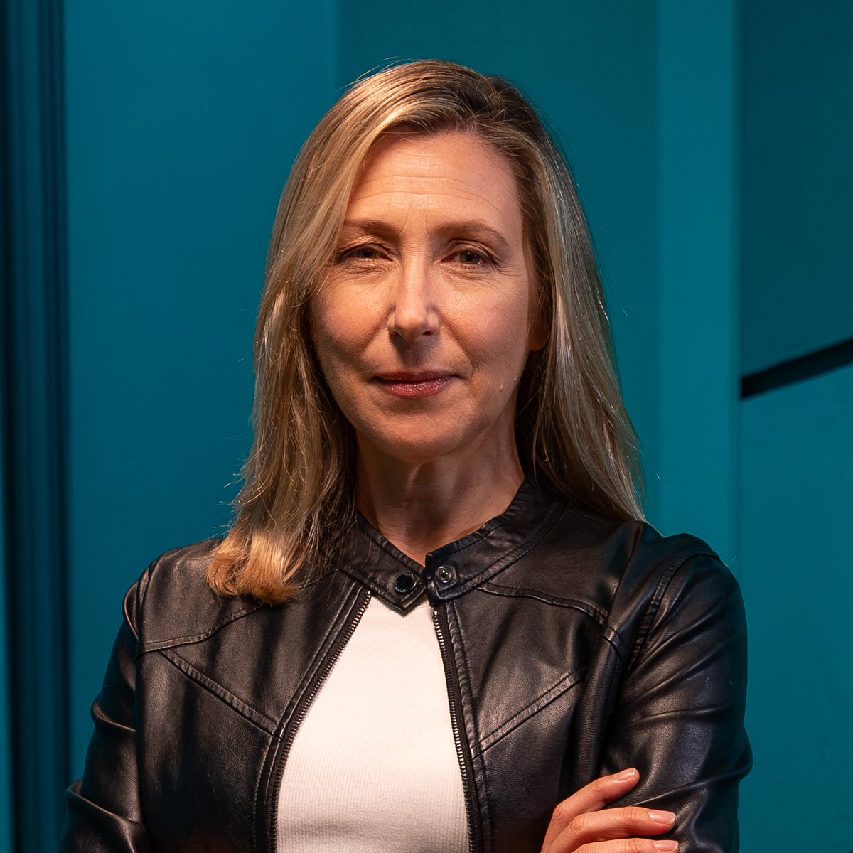 mavirginiagomez's tweet image. 26 de octubre disponible en todas las urnas de Caba 👑