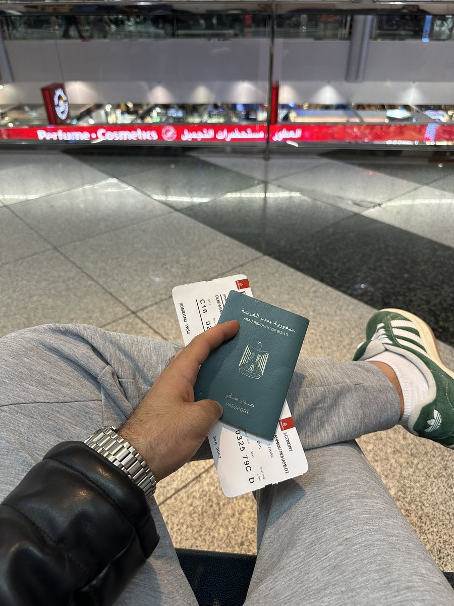 CCEENNAA95's tweet photo. My first time flying with Emirates, and the experience has been nothing short of luxurious and classy right from the moment I entered the airport. 

10/10 https://t.co/OixG4CmvLe