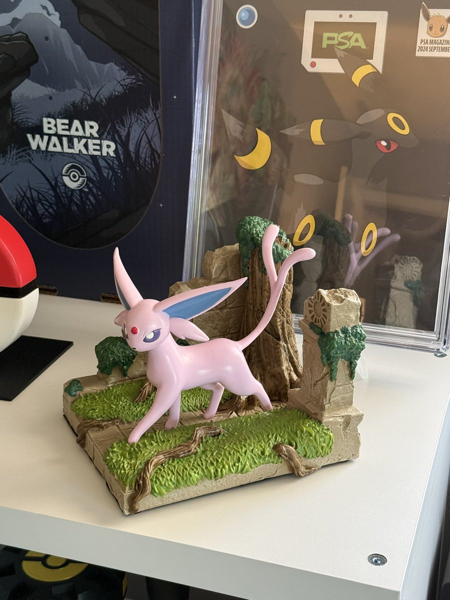 <a href="/newagemiguel/">Miguel B</a> Pokémon Center Umbreon &amp; Espeon Bookends 

$165 OBO shipped 

No original box but in perfect condition