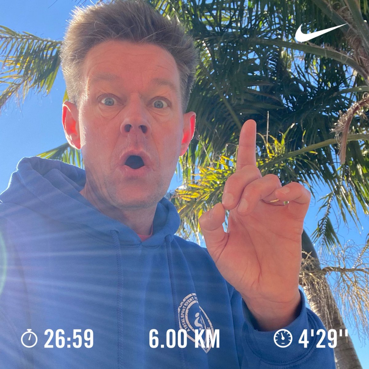 dALLRunner's tweet photo. #RunHappy 💙 whoop 🙃 whoop 🙂 fast ‘n furious 🏃‍♂️ opted for a #speed session over #distance - in the spirit of the Master #running #marathontraining #longdistancecoach Arthur Lydiard 💚 - always remember to mix it up #nike #nikerunclub 😅 #nikerunning ❤️ #nrc https://t.co/Du7r3i071L