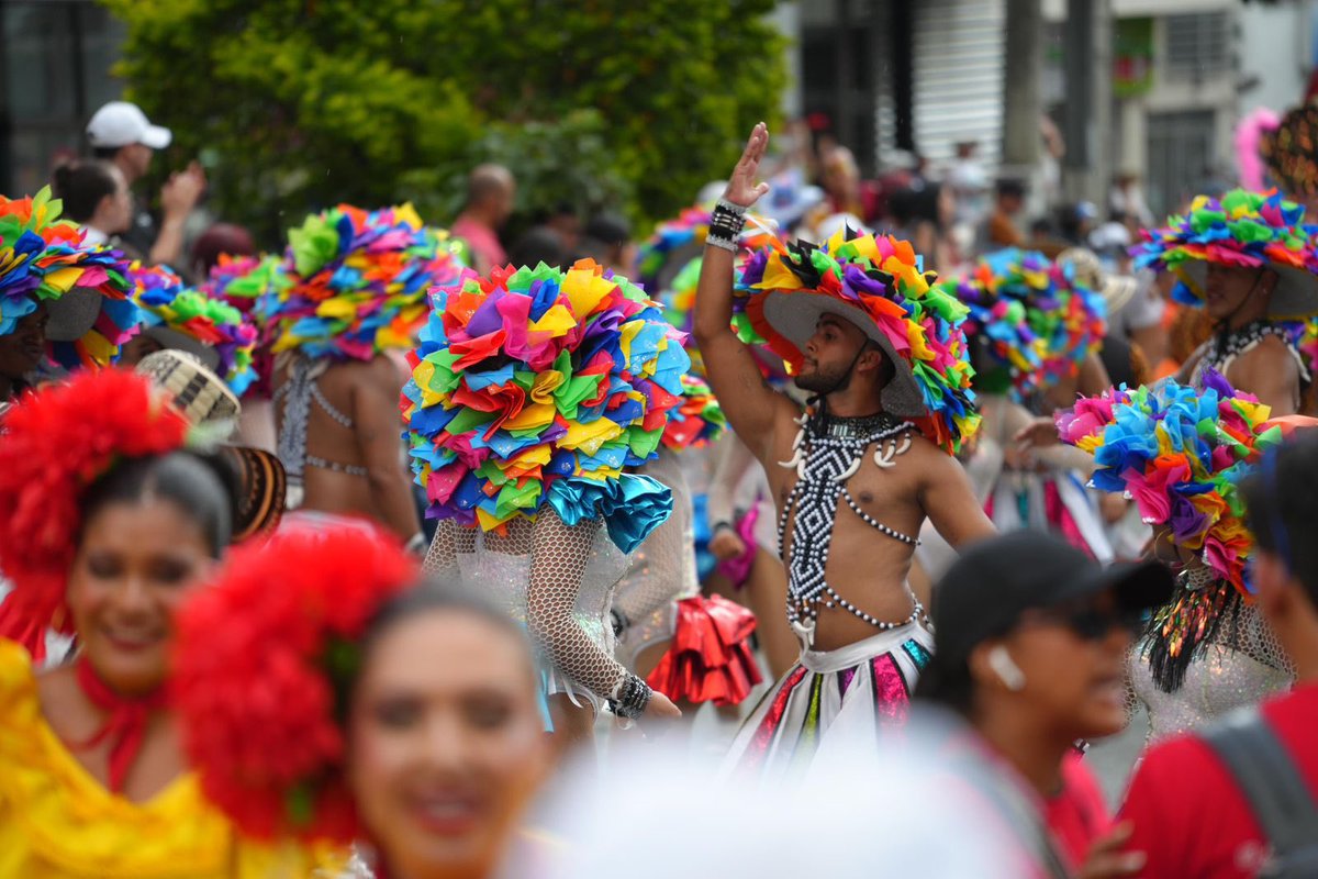 El Carnaval de Barranquilla brilló en las Fiestas de la Cosecha de Pereira notasdeactualidad.com/el-carnaval-de… vía <a href="/notasdeact/">notasdeactualidadbq</a>