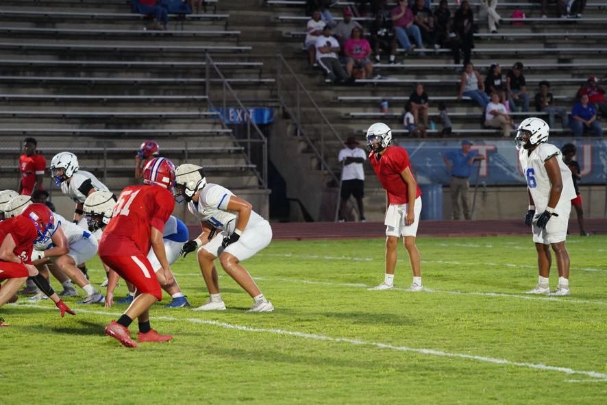 Donovan Warren (@donoqb) on Twitter photo Great first scrimmage, working on the details! Luke 16:10 <a href="/EHSSports/">EHS Sports</a> <a href="/CoachMoynahan/">Coach Moynahan</a> <a href="/ItsCoachEdd/">Jeremy Eddington</a> <a href="/QBHitList/">QBHitList.com</a> <a href="/TheQBTech/">J.P. Tillman</a> Great first scrimmage, working on the details! Luke 16:10 <a href="/EHSSports/">EHS Sports</a> <a href="/CoachMoynahan/">Coach Moynahan</a> <a href="/ItsCoachEdd/">Jeremy Eddington</a> <a href="/QBHitList/">QBHitList.com</a> <a href="/TheQBTech/">J.P. Tillman</a>