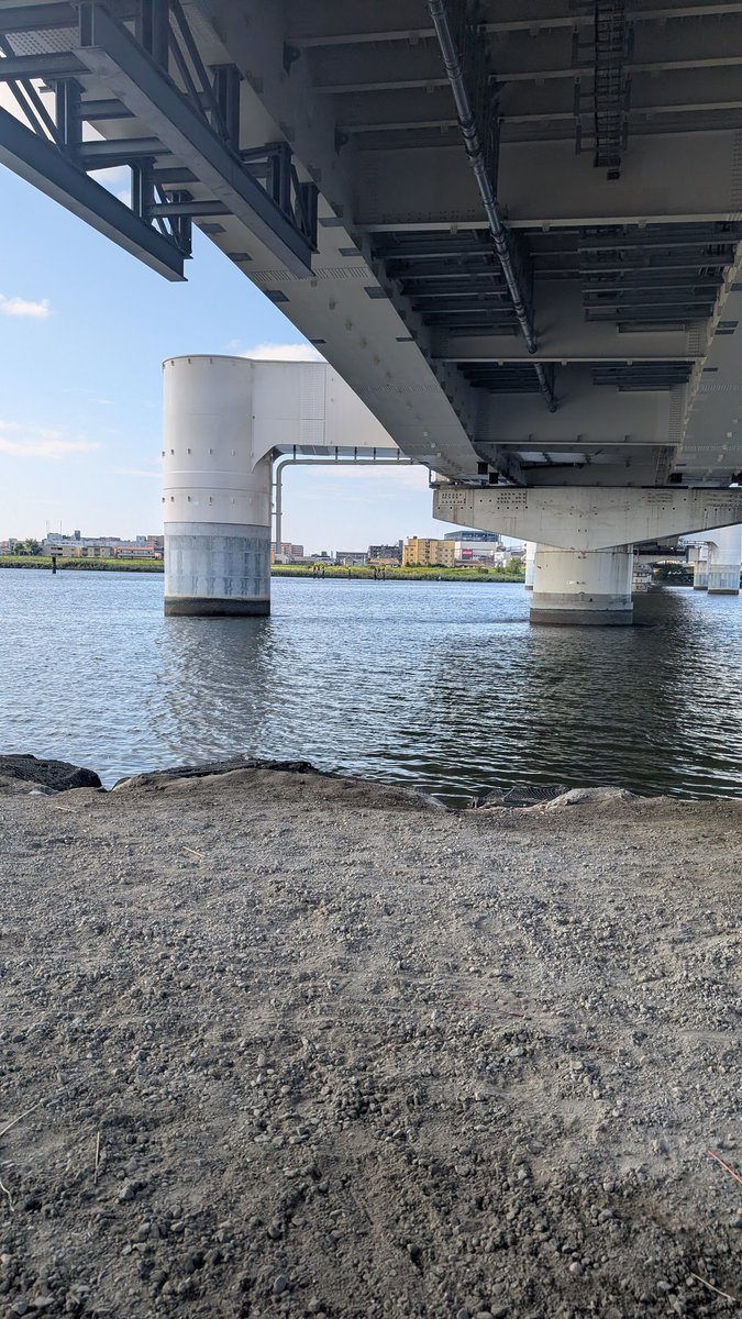 タマゾン川で朝のモーニング(笑)
さぁ～ハゼ釣り開始っす💪