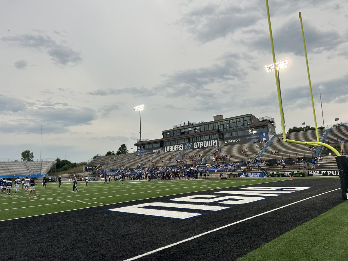 Great crowd tonight for the open practice. Awesome energy by PA, and the entire production. #ReadyforMore