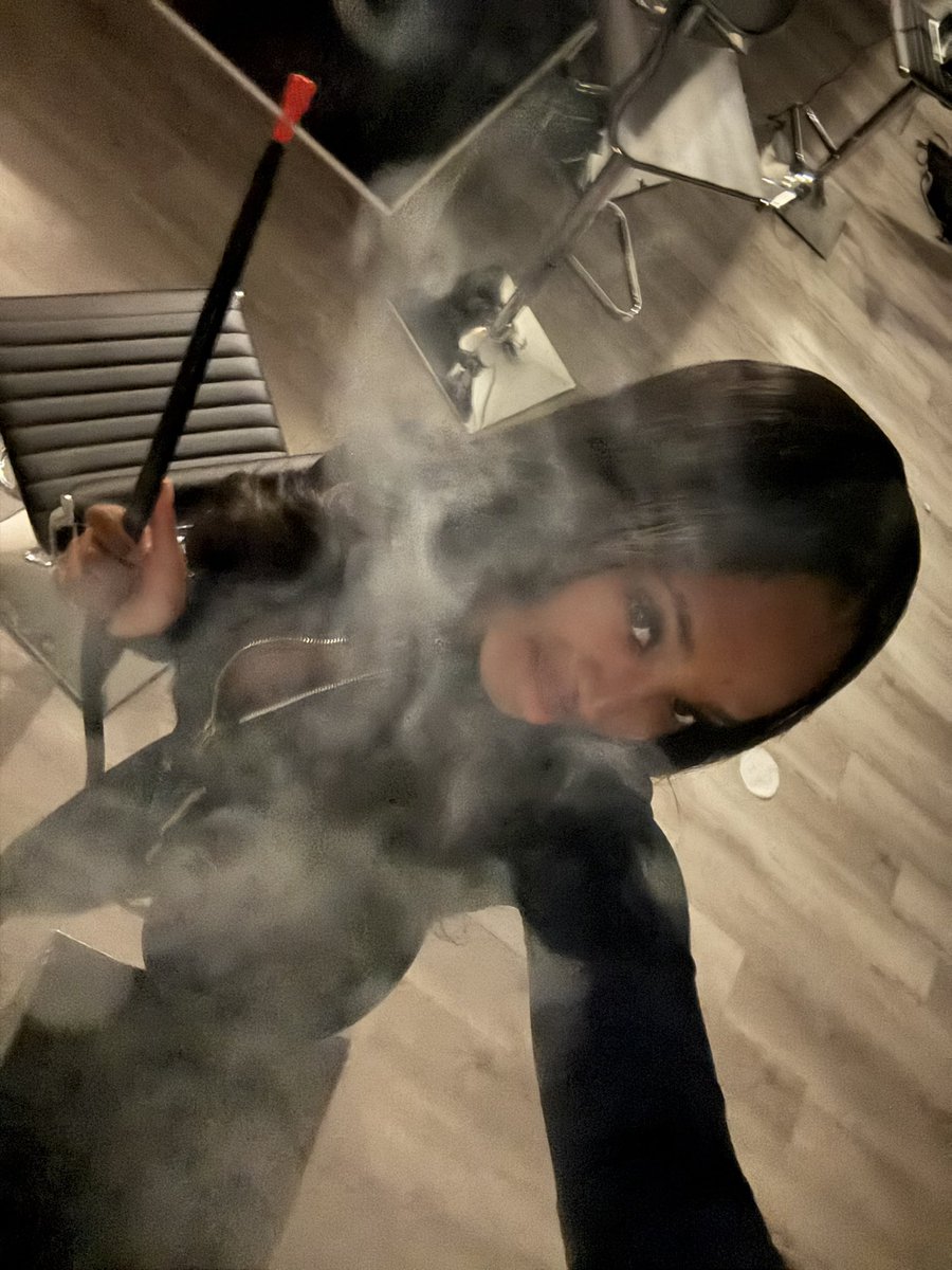 1flat_'s tweet image. The baby ain’t the baby nomore #2121 Hbd lil sis🖤💕