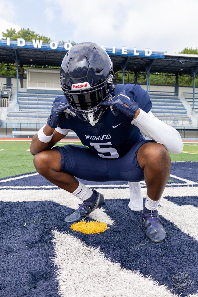 MIDWOOD FOOTBALL tweet media
