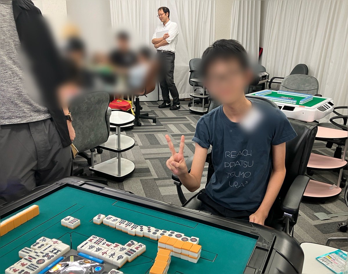 neuron_osaka's tweet image. ＼四暗刻出ました／

昨日の大阪校教室にて！
おめでとう、Kくん✨

#ニューロン子供麻雀教室大阪校
#役満