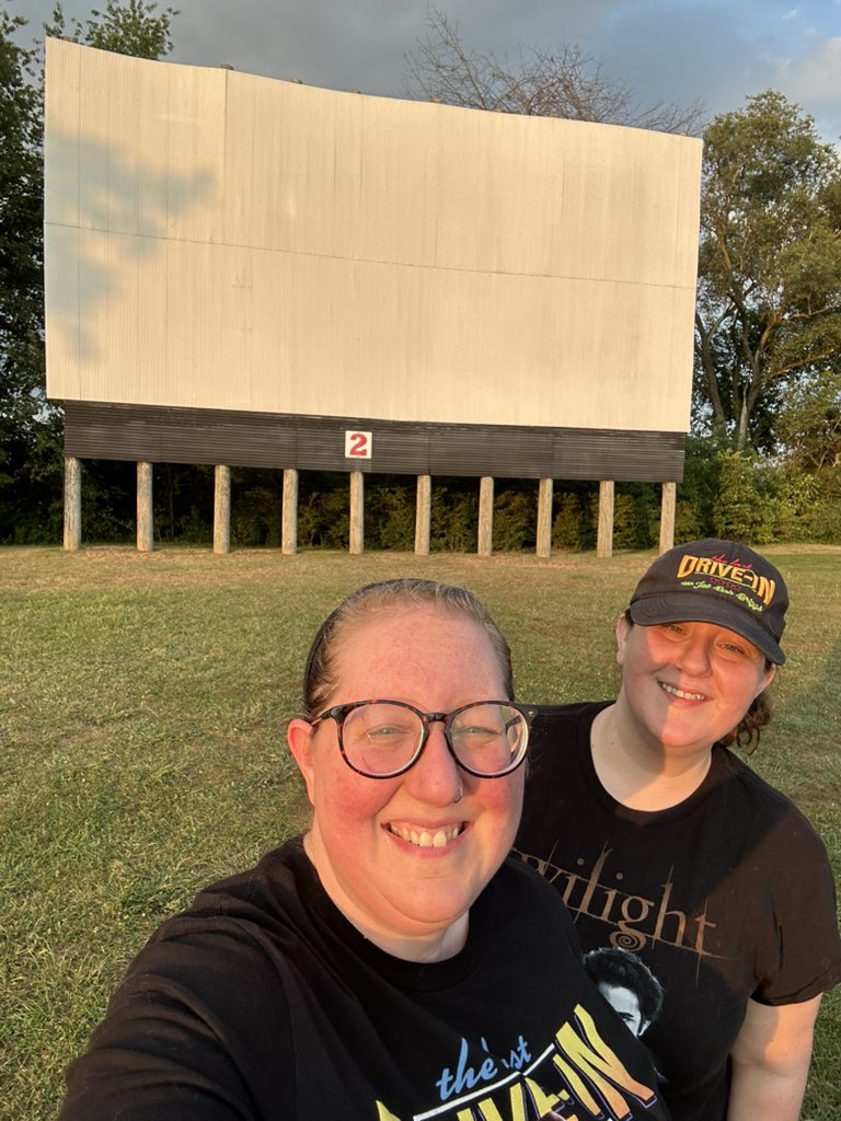 Løren Tulley (@spookylorn) on Twitter photo At the drive-in reppin’ <a href="/therealjoebob/">Joe Bob Briggs</a> <a href="/kinky_horror/">Diana “Darcy the Mail Girl” Prince 🤠💌</a> and <a href="/TheMutantFam/">The Mutant Fam</a> At the drive-in reppin’ <a href="/therealjoebob/">Joe Bob Briggs</a> <a href="/kinky_horror/">Diana “Darcy the Mail Girl” Prince 🤠💌</a> and <a href="/TheMutantFam/">The Mutant Fam</a>