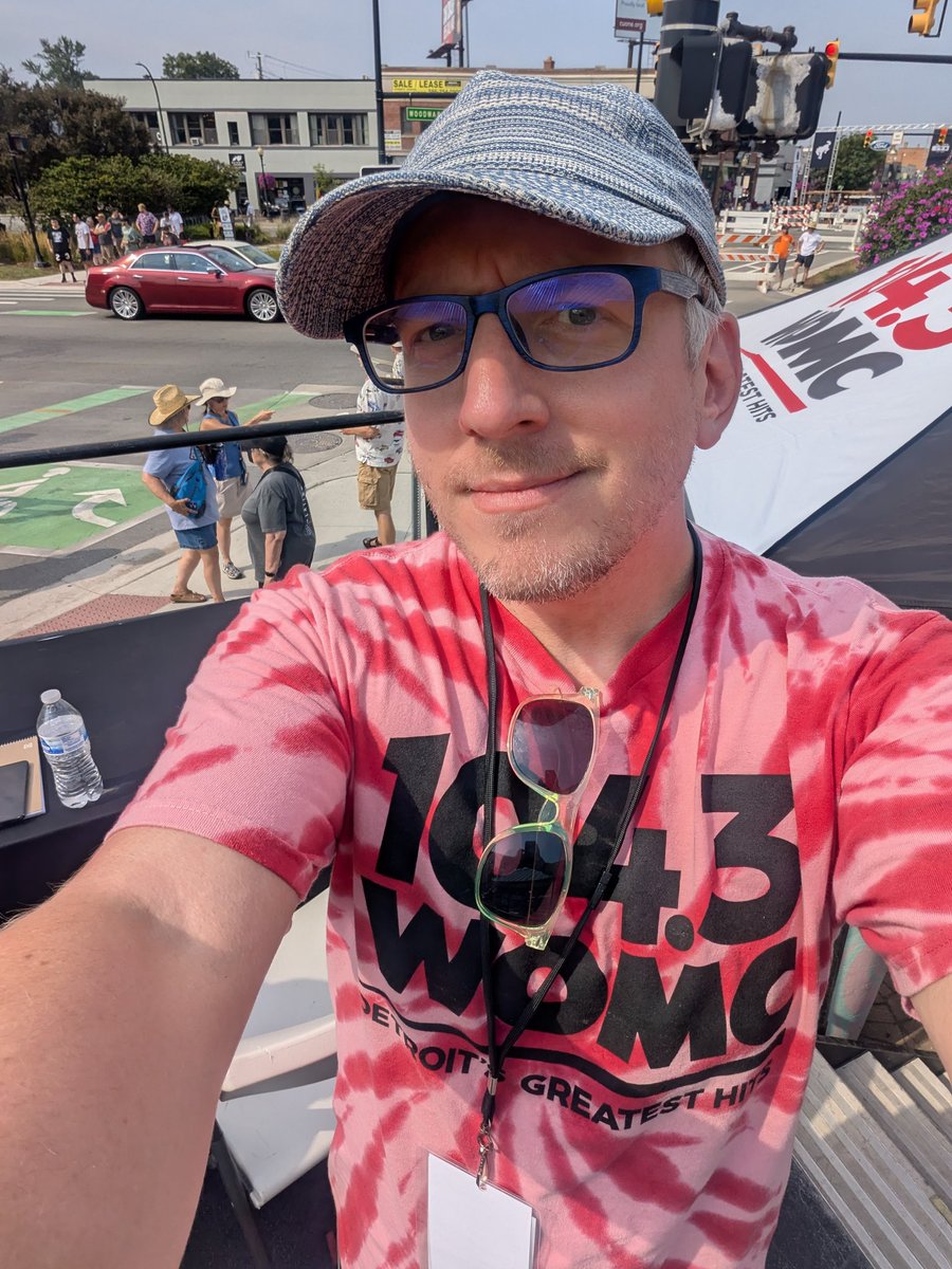 Another Woodward Dream Cruise broadcast in the books! It is a multi-station event, led of course by <a href="/1043WOMC/">104.3 WOMC</a>. Happy to be out with the <a href="/WWJ950/">WWJ 950</a> traffic team -- and meeting lots of our listeners in metro Detroit. 📻🎙️🚗