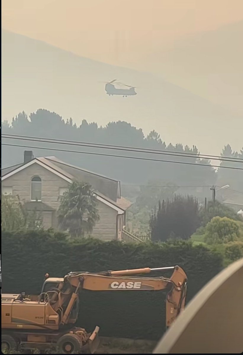 Aquí el helicóptero de mi abuela Eulalia, que vino de visita esta tarde.
