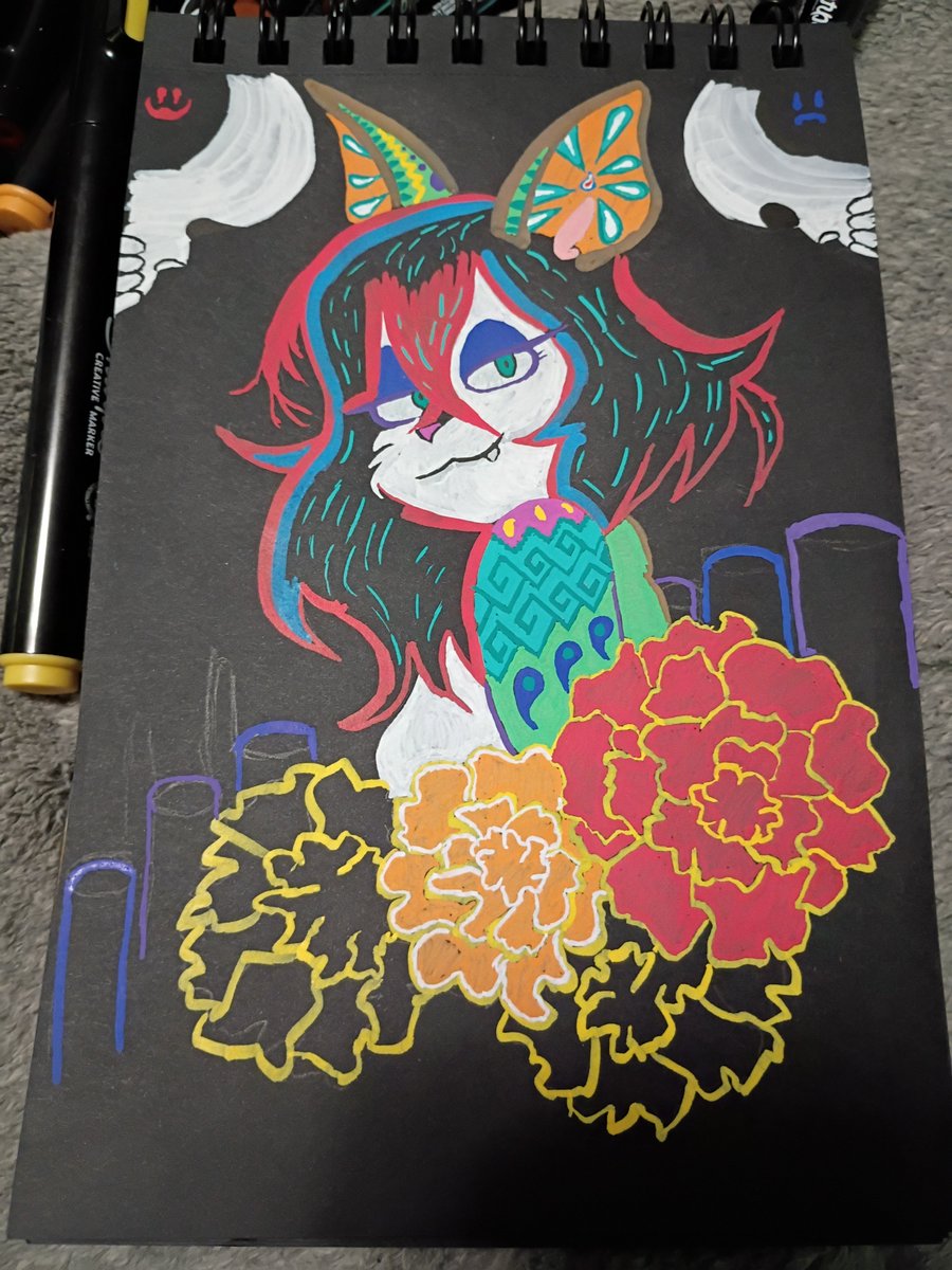 Chiknwalker's tweet image. The playlist has hit Santana and I&apos;m feeling it.

oc by @RejectedSlop