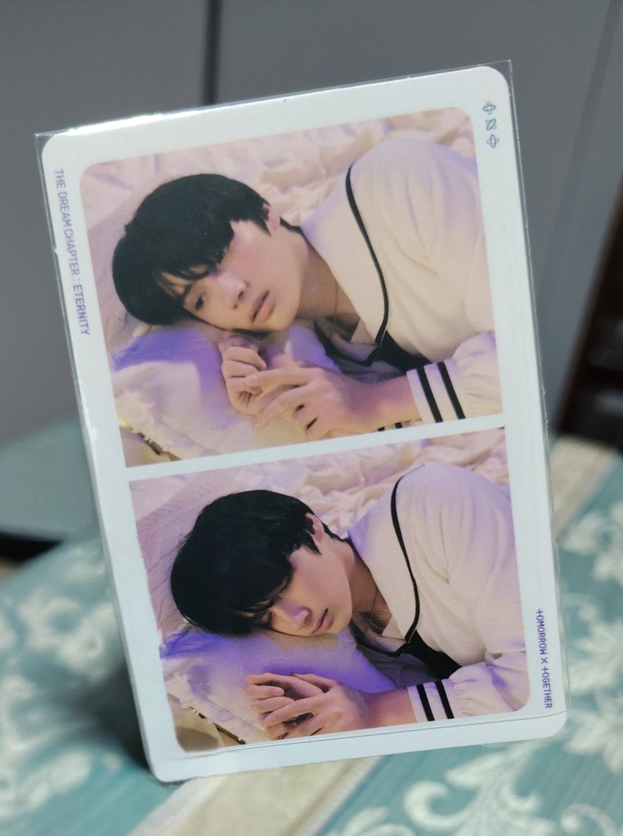 iiiivviiixxii's tweet photo. slowly opening parcels after my short vacation โบ๏ธ so excited to see one from the earlier eras ๐ thank you so much #ena_proofs https://t.co/FhHVqoX8Q0
