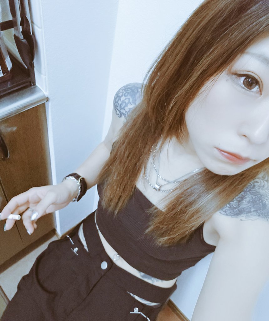 culorabi's tweet photo. タトゥーイベント行ってくる

遠いなぁ

#茨城刺青祭
#タトゥー　#tattoo https://t.co/qJmTu5r8pP