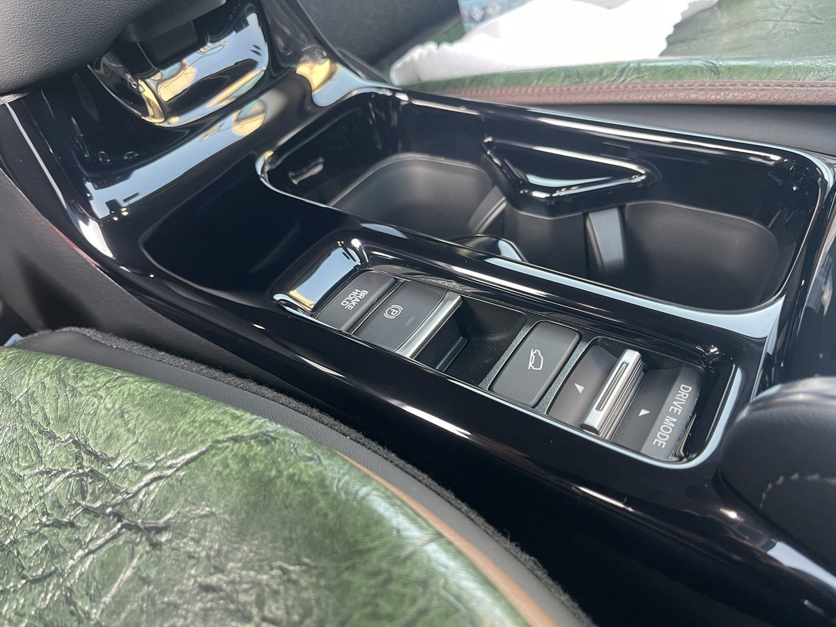 tadaNbox's tweet image. ピアノブラック計画②🕶️
#SecondStage
#セカンドステージ