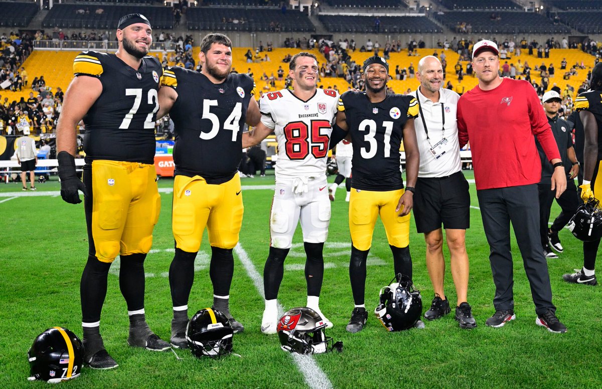 Once a Mountaineer, always a Mountaineer. 

📷 <a href="/ThompsonFoto12/">Ed Thompson</a>