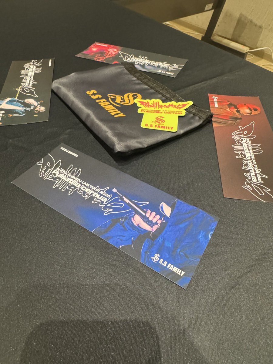 SHOTA_MOBILE's tweet photo. 本日は全国ツアー『ゲルぴよ presents SHOTA SHIMIZU LIVE TOUR 2025 'Pulsatilla cernua'』岡山公演☀️

15:00よりグッズ先行販売スタートです！
ツアータオル&amp;ツアーTゲットしてライブ盛り上げてください🔥

#清水翔太_pulsatillacernua 
#ゲルぴよ https://t.co/7O2jda8Dt0