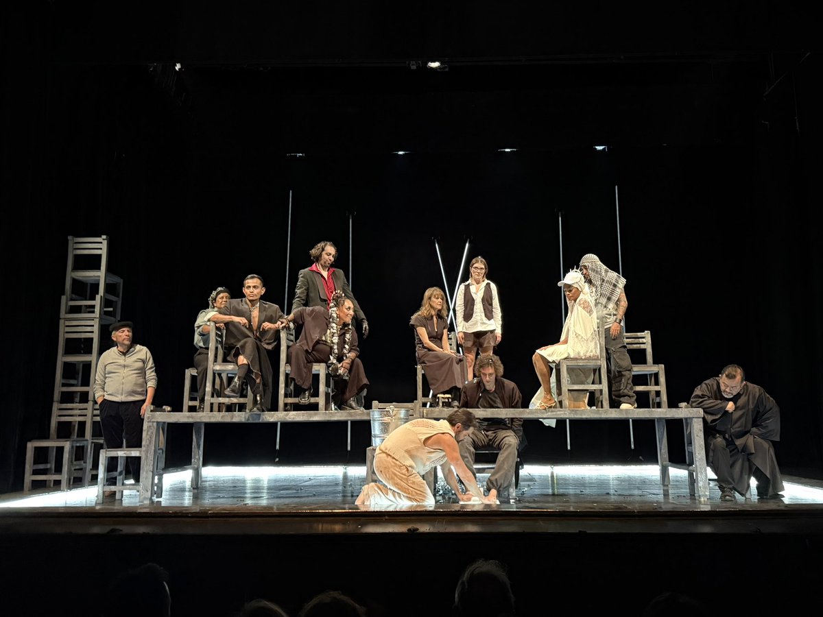 Álvaro Cueva (@alvarocueva) on Twitter photo Fui a ver el estreno de “Los últimos días de Judas Iscariote” al Teatro Helénico y sigo procesando tanta diversión, tanta emoción y tantas ideas. ¡Felicidades! <a href="/michihart/">Michelle Rodriguez</a> <a href="/Helenico/">Centro Cultural Helénico</a> #losultimosdiasdejudaaiscariote #teatro #helenico #alvarocueva Fui a ver el estreno de “Los últimos días de Judas Iscariote” al Teatro Helénico y sigo procesando tanta diversión, tanta emoción y tantas ideas. ¡Felicidades! <a href="/michihart/">Michelle Rodriguez</a> <a href="/Helenico/">Centro Cultural Helénico</a> #losultimosdiasdejudaaiscariote #teatro #helenico #alvarocueva
