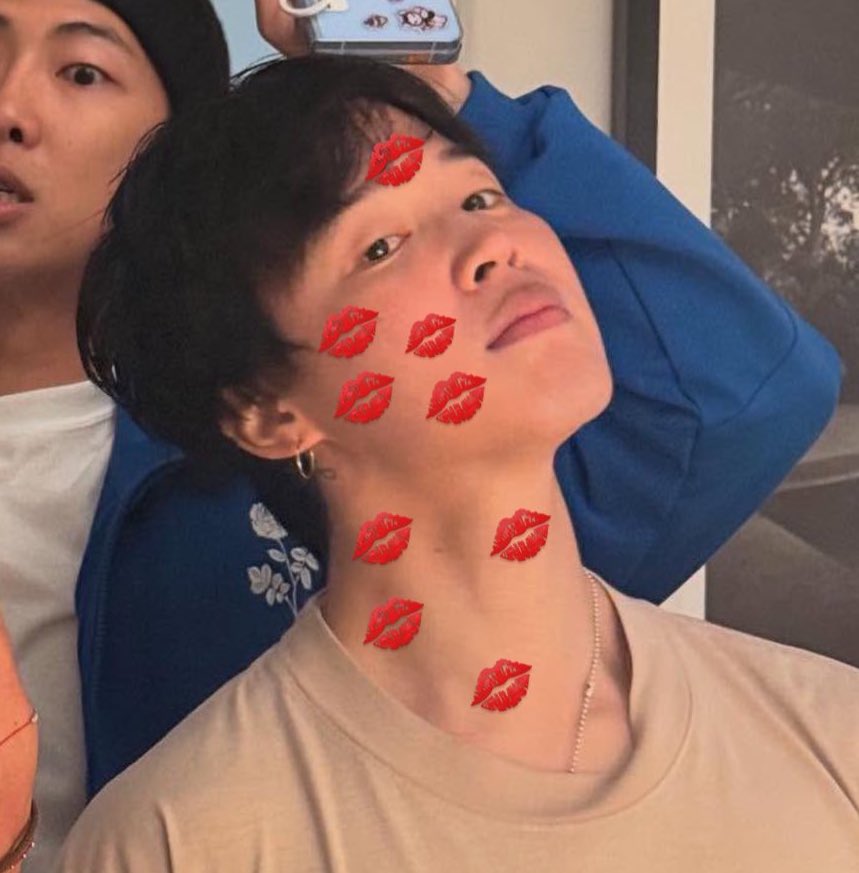 ༊ (@jmnberries) on Twitter photo 