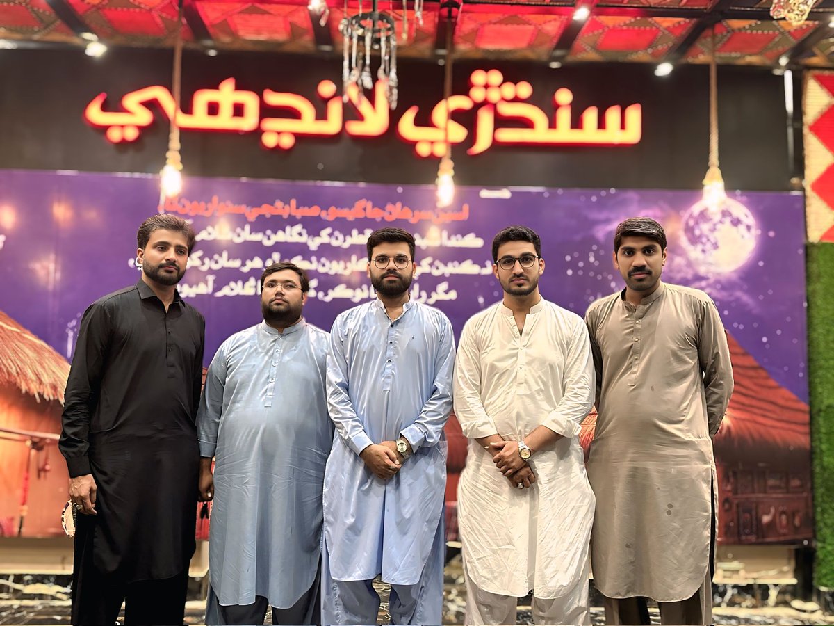 Yashsoomro's tweet photo. #Frineds #gathering #visit #Mehrano #wildlife #Enjoy
Thank You Dear @bilawal72 https://t.co/M5HlYnar3R