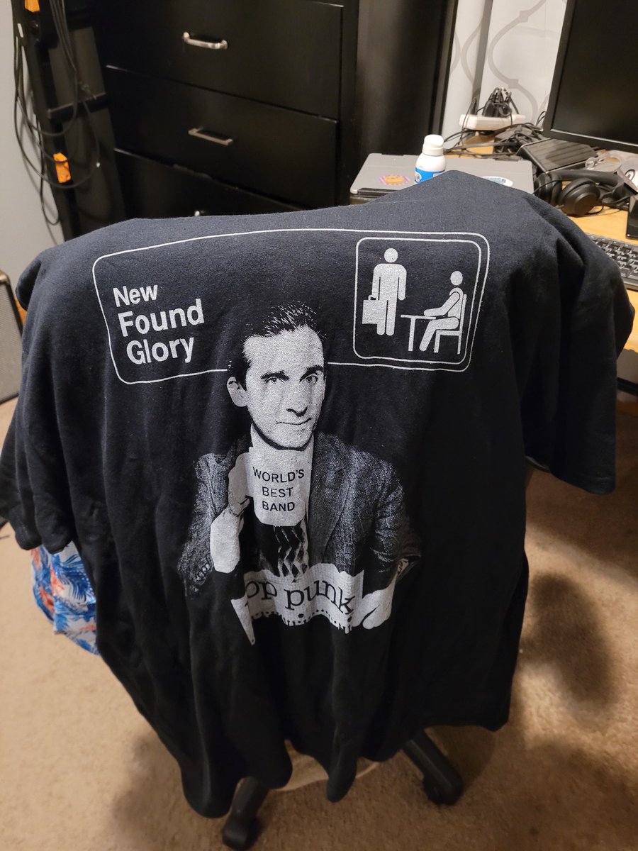 michaelrbauer's tweet photo. I went to a @newfoundglory concert and all I got was this awesome t-shirt :( so mad they got canceled. https://t.co/AId1Im5UXk