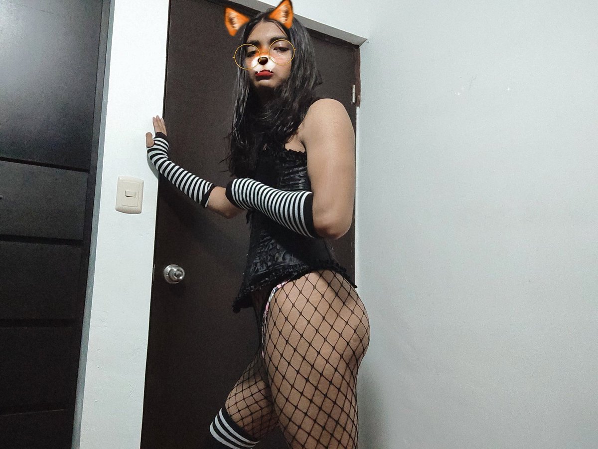 🖤 ABRIL🤍 tweet media