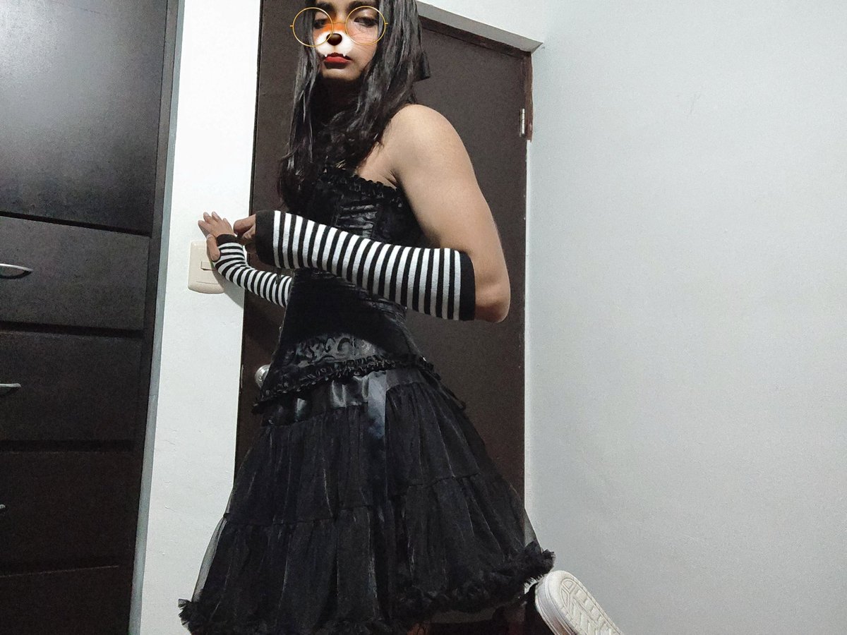 🖤 ABRIL🤍 tweet media