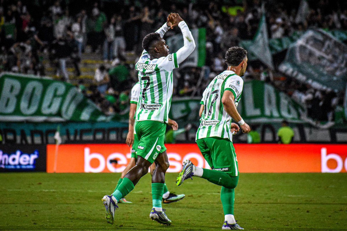 BoteroVelezD's tweet photo. Atlético Nacional viajará sobre la 1:00 a. m. a territorio brasileño en vuelo Chárter. 

Dentro del grupo de convocados están Marino Hinestroza y Royer Caicedo en lugar de César Haydar. @BlogVerdolaga 

📸 @mateomonsalve7 https://t.co/pou8FFGngl