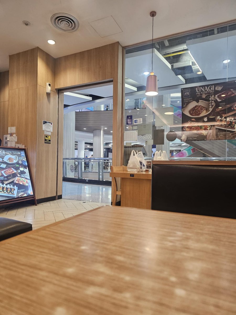 กินข้าวคนเดียว #เหงาๆ #เงี่ยน ๆ central  Rama 2 ทักได้ครัย