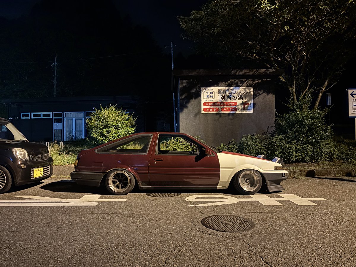 リアバネ半巻カット✂️
やっと平行になったかな？？