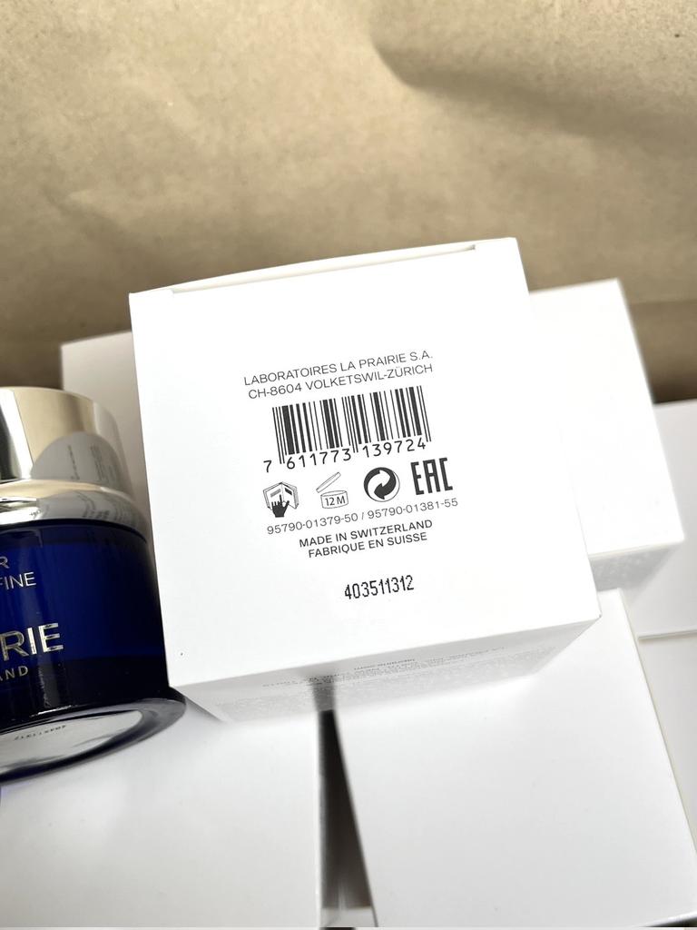 numjshop's tweet image. ✨💙พร้อมส่ง 4,300 บาท La Prairie Skin Caviar Luxe Cream Sheer 50ml 〰️ ครีมบำรุงผิวเพื่อความชุ่มชื้นพร้อมกระชับผิว ช่วยให้ผิวเนียนนุ่ม ขาวกระจ่างสดใส พร้อมแก้ปัญหารูขุมขนกว้าง มีส่วนผสมจากผงทองคำ เพื่อช่วยในการปกป้องผิวจากมลภาวะ และช่วยให้ผิวยกกระชับ เต่งตึง

#laprairie #นัมสต็อค