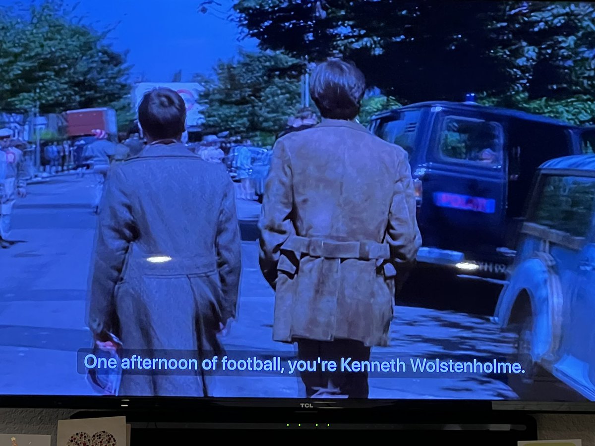 austingooners's tweet image. Well, you live in hope, don’t you?

The annual night before the season watch is on. Free streaming on Tubi, by the way, at least in the 🇺🇸. #Arsenal #FeverPitch