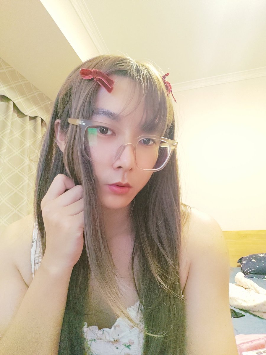liutonee's tweet photo. 发几张清水，反正也没人看啦
#cd #伪娘 #男娘 https://t.co/8OfzK79Dri
