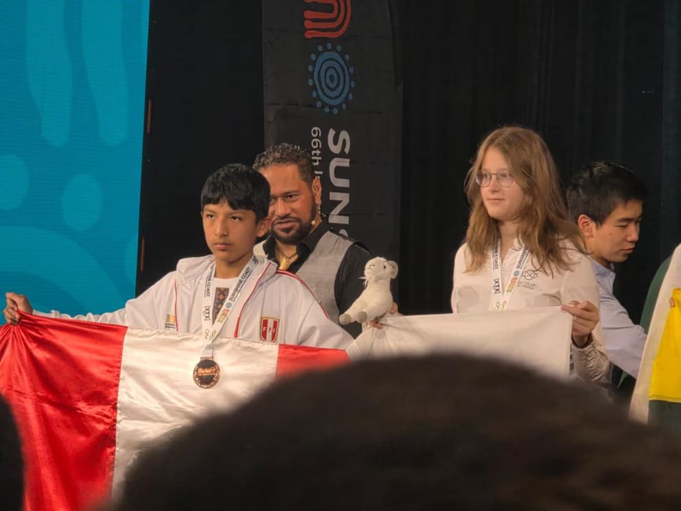 aldop2211's tweet photo. @Mapas_Latinos Perú superó a Brasil, México, España y Francia en el ranking mundial de la Olimpiada Internacional de Matemática. (Andina) https://t.co/8bx93lVf2Z