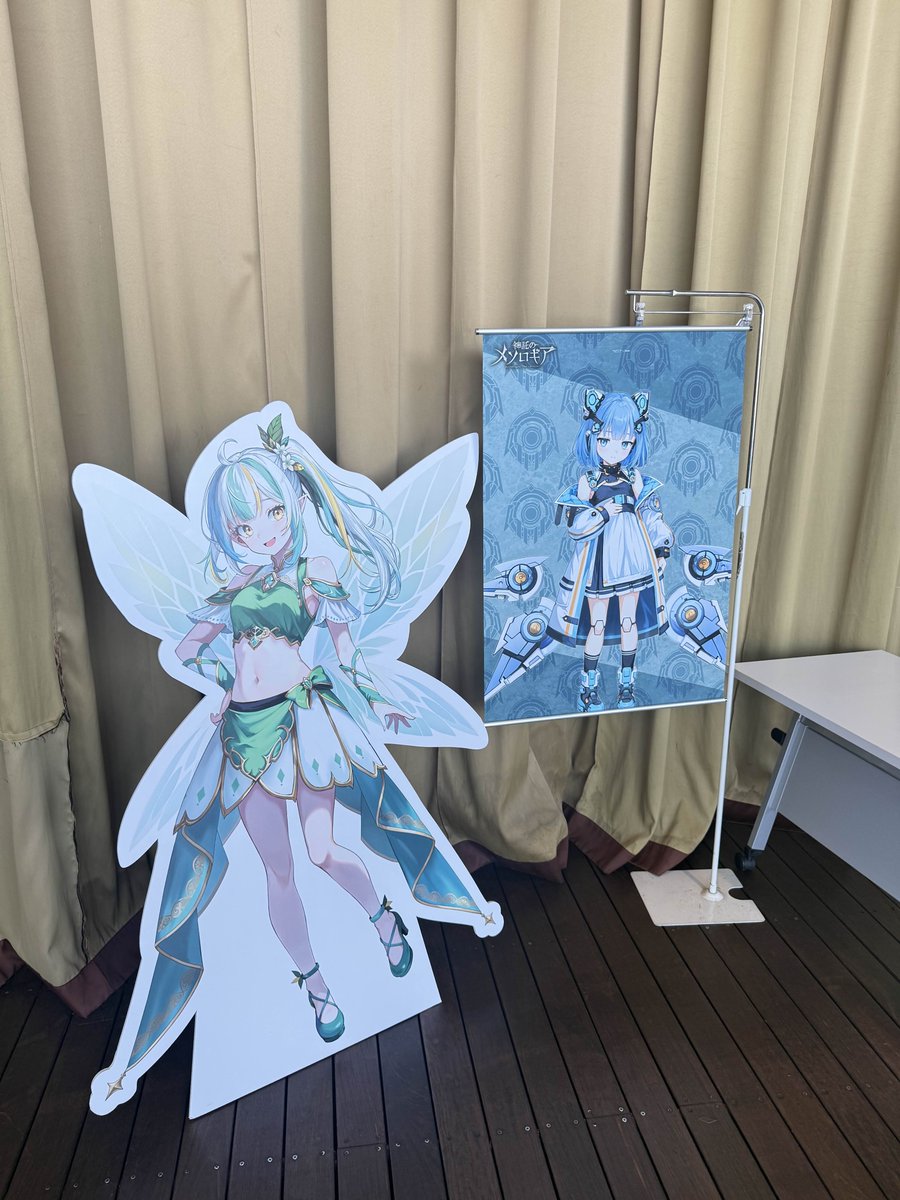 mythologia_jp's tweet photo. 【イベント出展のお知らせ】
本日10時から横浜港大さん橋ホールで開催される「はっちcs in 横浜港」にて、ブース出展しております！

設営場所は正面入り口すぐ！！
スタッフと対戦して勝利した方には、今すぐ使えるオリジナルカードスリーブをプレゼント！
みなさまぜひお気軽にお立ち寄りください✨ https://t.co/FY9oIDrF7b