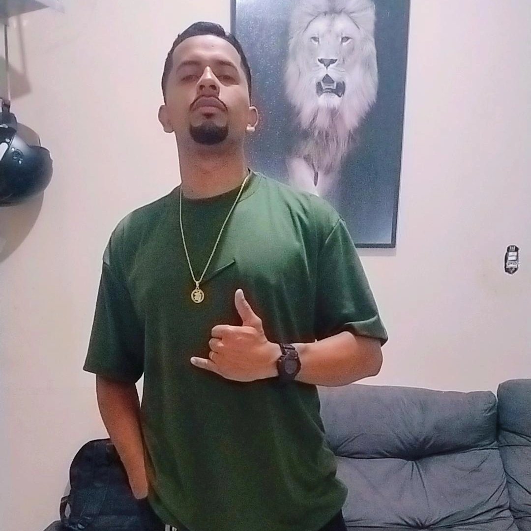 Personalidade e crescer em meio as coisas erradas e escolher o certo ✌🏾