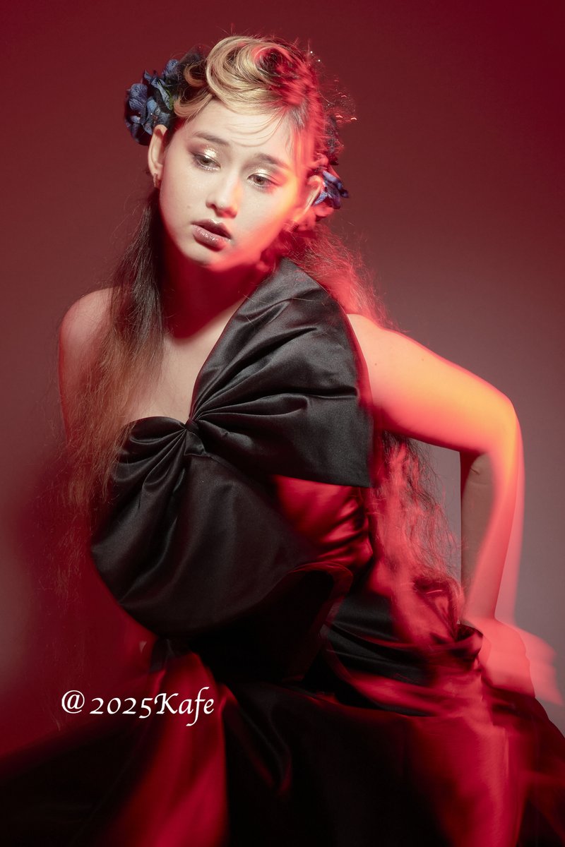 Kafe_Espresso's tweet photo. おはようございます。
どうやら風邪をひいたようです。
昨夜は熱があったけど今は落ち着いています。
写真は昨日のセミナーでの写真。
Model:Kamila
#Angelbird
#EVOTO https://t.co/2u2ovfUeX8