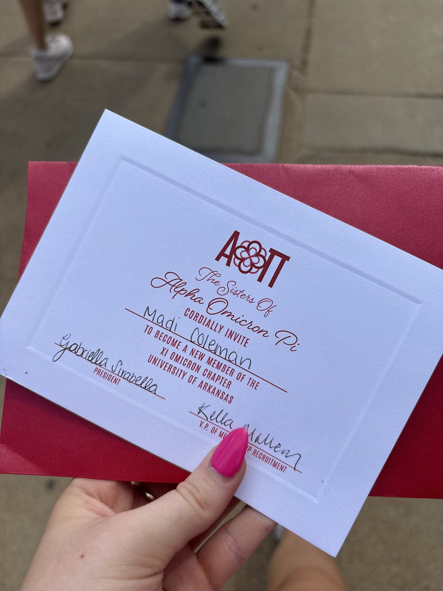 Coleman6Ranch's tweet photo. You can only be a freshman once! Live it like it’s the only one! Proud of you @MadiColeman10 #GirlDad #AOII https://t.co/WbDuLuE569