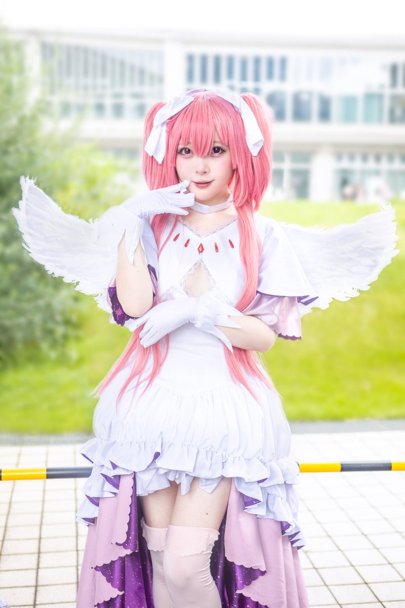 imo_30_'s tweet photo. 仁保ほにさん
魔法少女まどか☆マギカ
鹿目まどか（アルティメットまどか）
 #c106 #C106コスプレ  #C106_cos https://t.co/UAU9B9XsHO