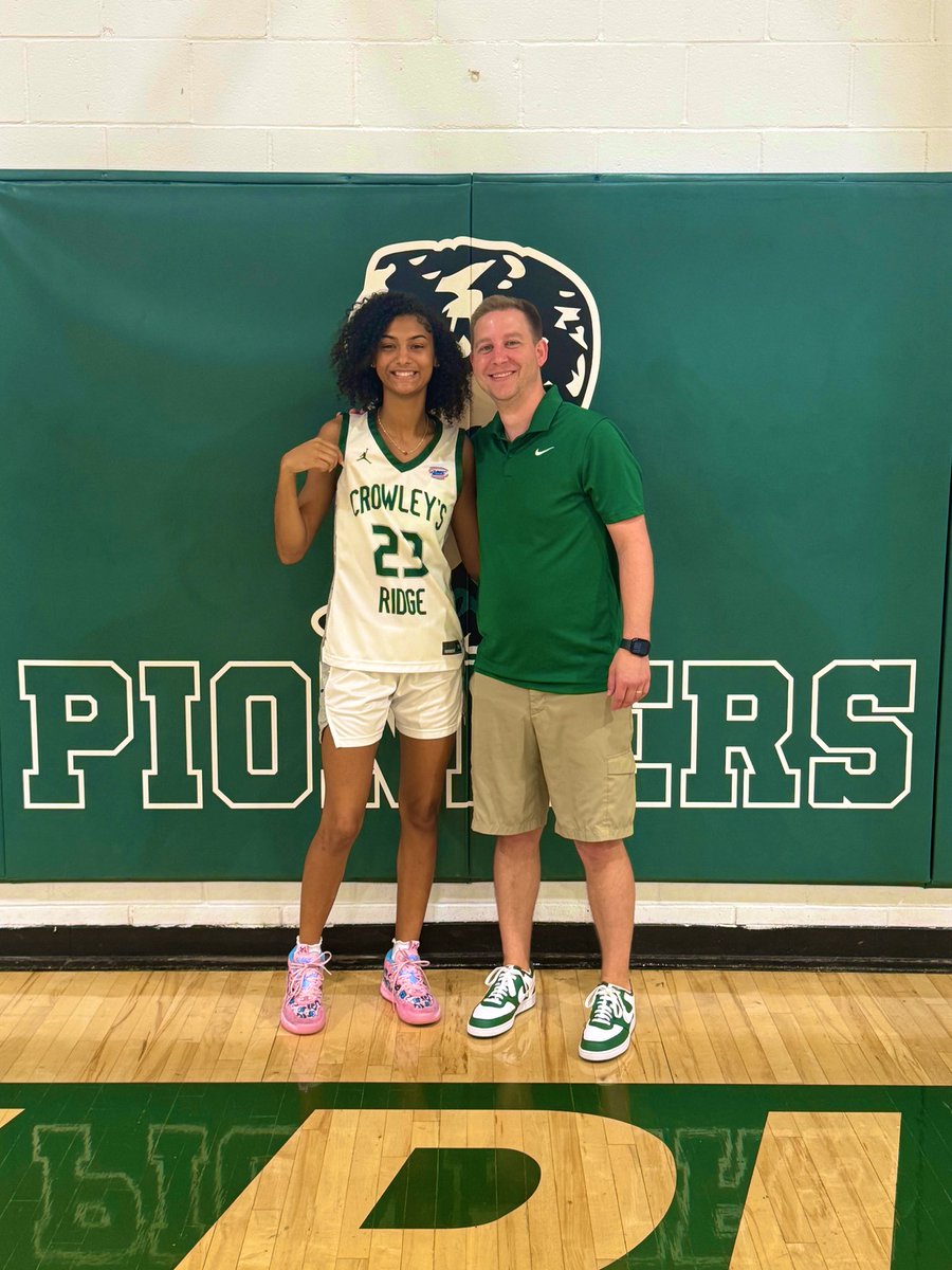 McKennaCooley23 tweet media