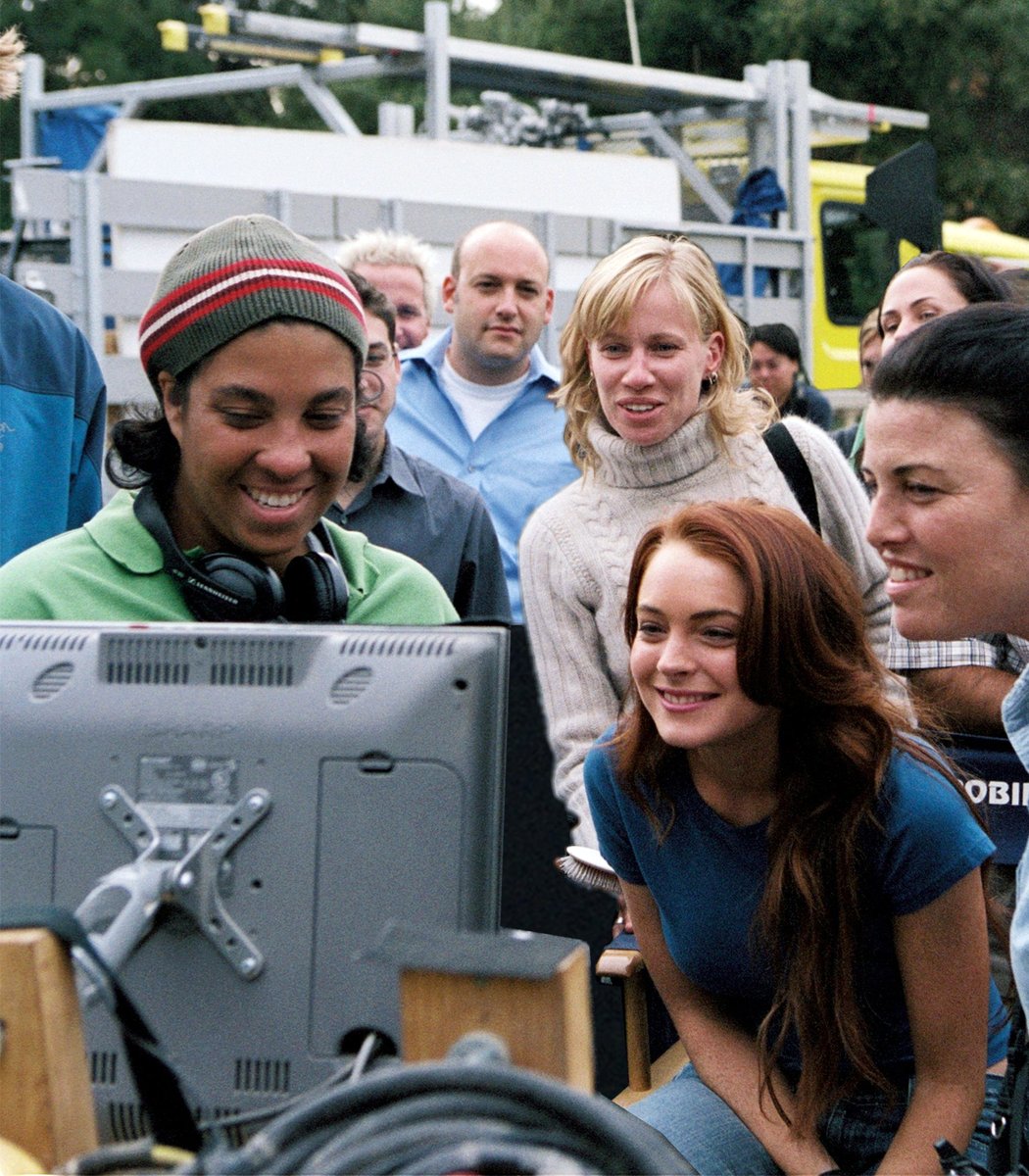 Lindsay Lohan Updates tweet media