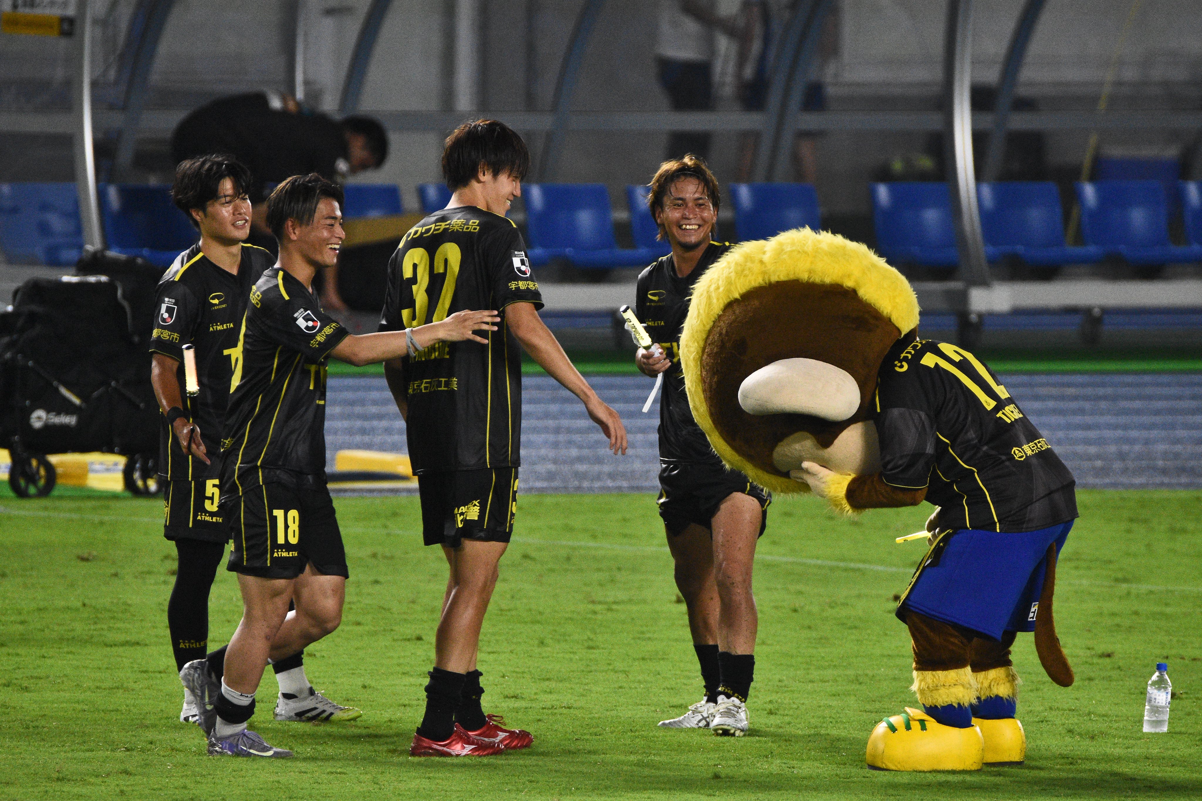 ヤ*ト様 アスルクラロ沼津　ピステ　練習着 まさやん on X: 