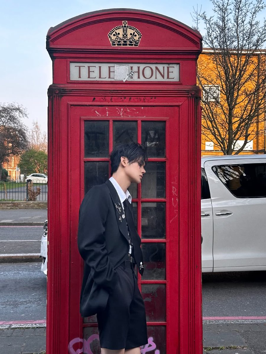 junnieebtt's tweet photo. ⸻ MOA!! 🦊🧡
Soy #YEONJUN de #TXT y vengo a hacerte muy feliz, siempre recuerda que te amo mucho y que estoy muy orgulloso de ti, besitos y abrazos!!🧡 https://t.co/6ZX502stN0