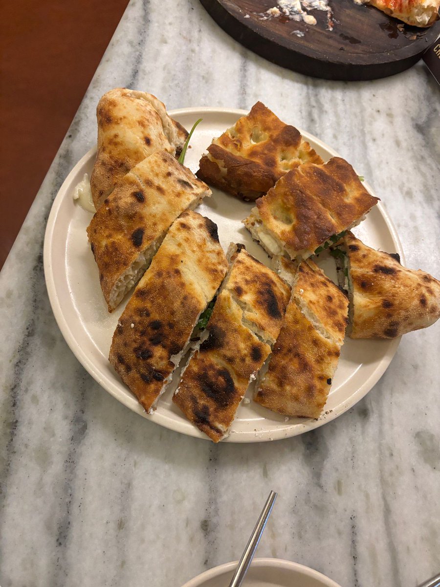 delianceindia's tweet image. 🍕 Fire up your pizza game with Urban Elite’s Pizza Flour 00! 💫 Ultra-fine Indian soft wheat, ~13% protein for epic, stretchy, crispy crusts. Perfect for pizza &amp;amp; flatbreads! #CrustCrusaders #UrbanElite