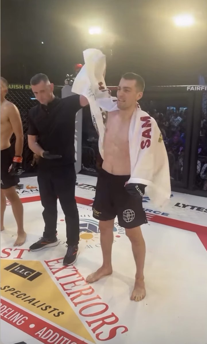 jackrice's tweet image. A wild experience attending the MMA fights of #sambailey winning by TKO. Amazing.  He is a brilliant fighter but a better human being.