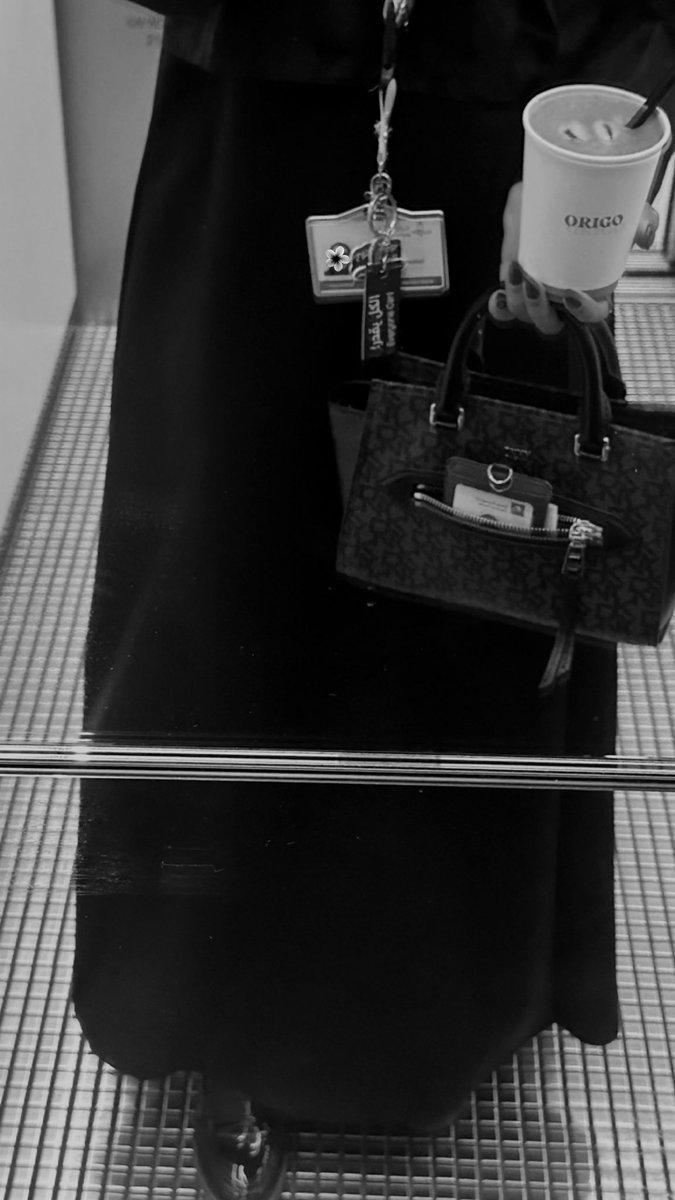 اللهمَّ باركني وبارك مافيّ وماحولي ، اجعلني مباركة اينما كنت اجعل البركة في طريقي ، حياتي ، وقتي ، في قولي وفي فعلي🖤..