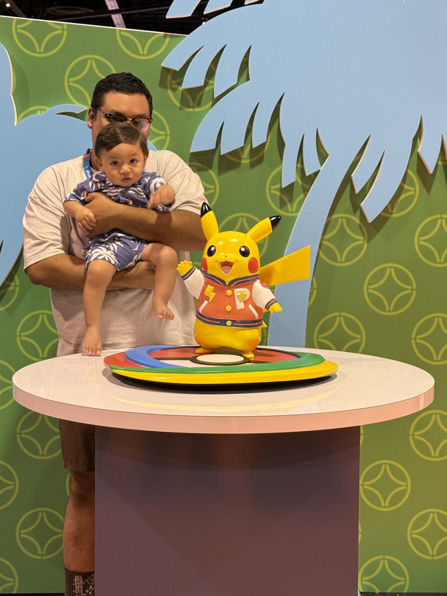 Links (a.k.a Vance) tweet media